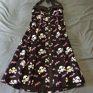 Halloween dress, black with white skulls & Purple bats, new with tag,